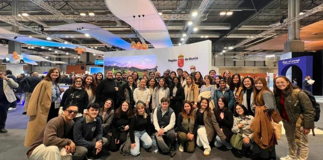 Students from the Bachelor&#039;s UCAM Degree in Tourism and related postgraduate courses at FITUR 2025.