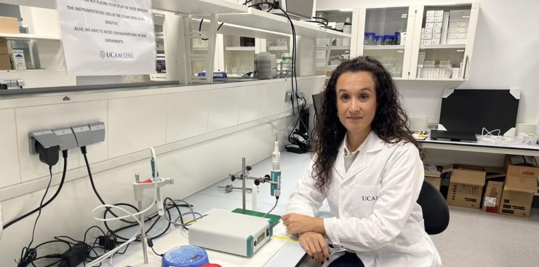 María Cuartero, co-director of the UCAM-SENS Chemical Sensors Unit