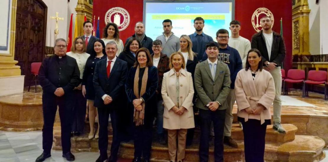 Members of the new UCAM Student Council together with the UCAM President, UCAM Rector, UCAM Vice-Rector of Quality and Academic Planning and the Senior Chaplain.
