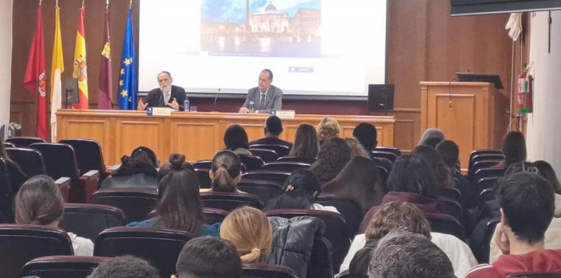 Moshé Bendaham, Chief Rabbi of the Jewish Community of Madrid, speaking at the Conference