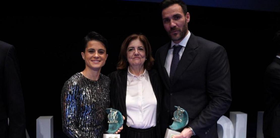 María Dolores García, UCAM President, with athletes María Pérez and Saúl Craviotto, both connected to the university