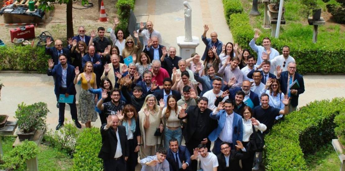 Group photo of those attending the event held at the Los Jerónimos Campus.