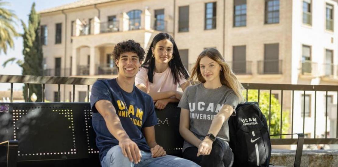 UCAM students on the Murcia Campus.