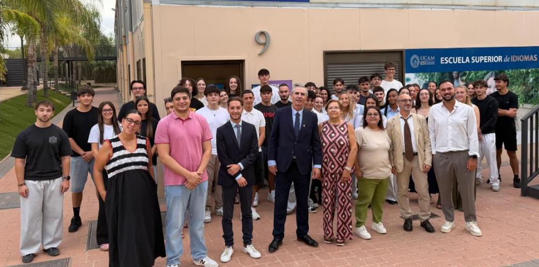 A group of students set to participate in UCAM's Summer Program.