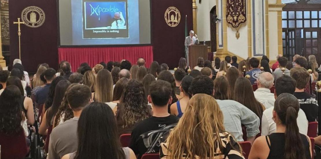 Welcome for first-year students on the Bachelor’s Degree in Medicine at UCAM’s Murcia Campus. During the event, CTO Scholarships were also awarded to the Medicine students with the most outstanding academic records.