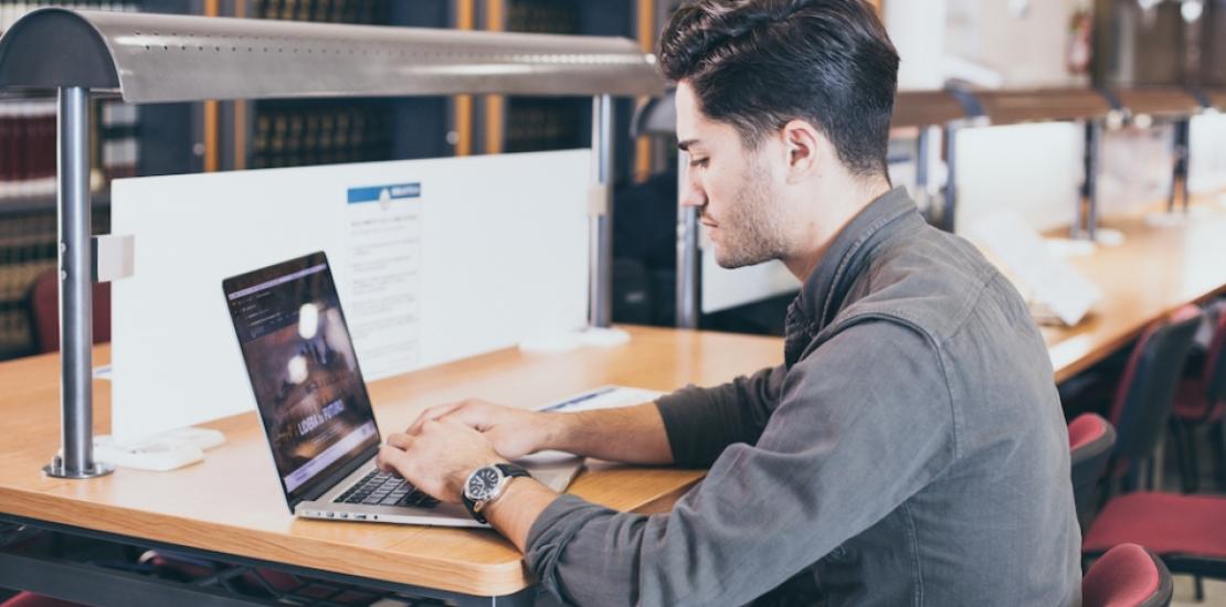 Access to digital books through UCAM Biblioteca Access to digital books through UCAM Biblioteca