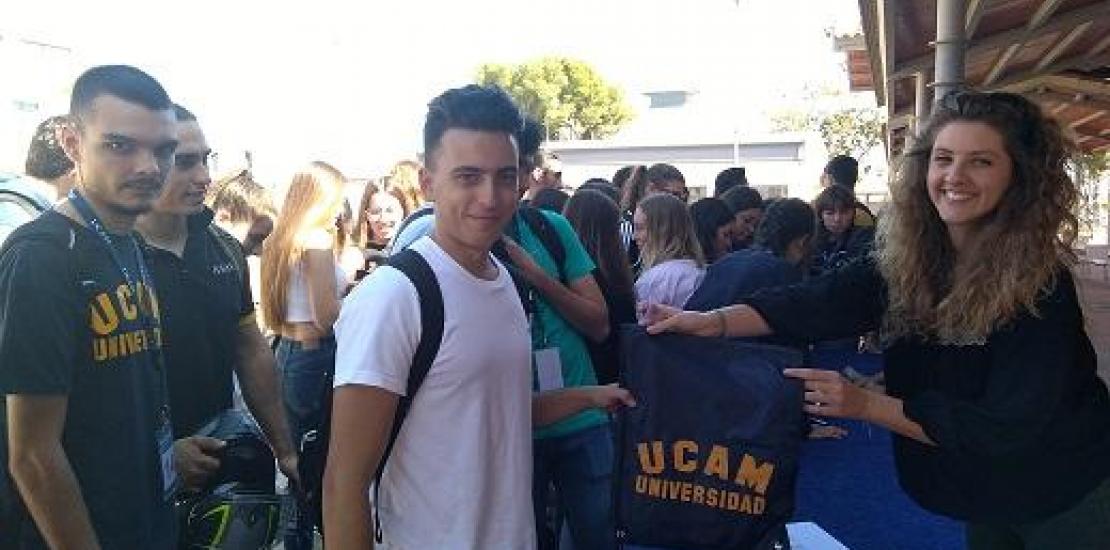 UCAM Cartagena fosters its student’s teamwork with a Hall Escape in its University Welcome Event UCAM Cartagena fosters its student’s teamwork with a Hall Escape in its University Welcome Event