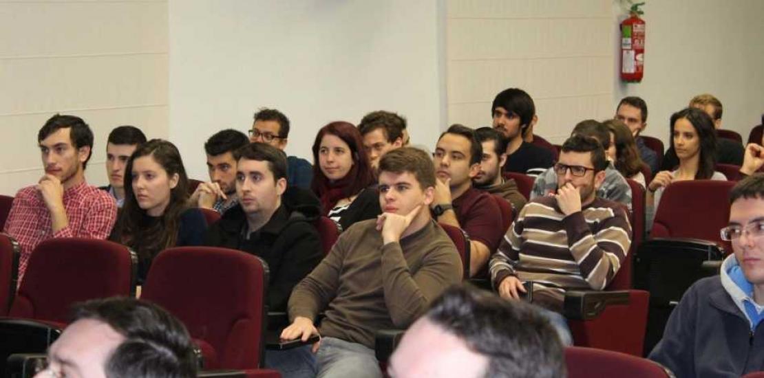 The multinational Consulting firm, Everis, hunts talent among UCAM students