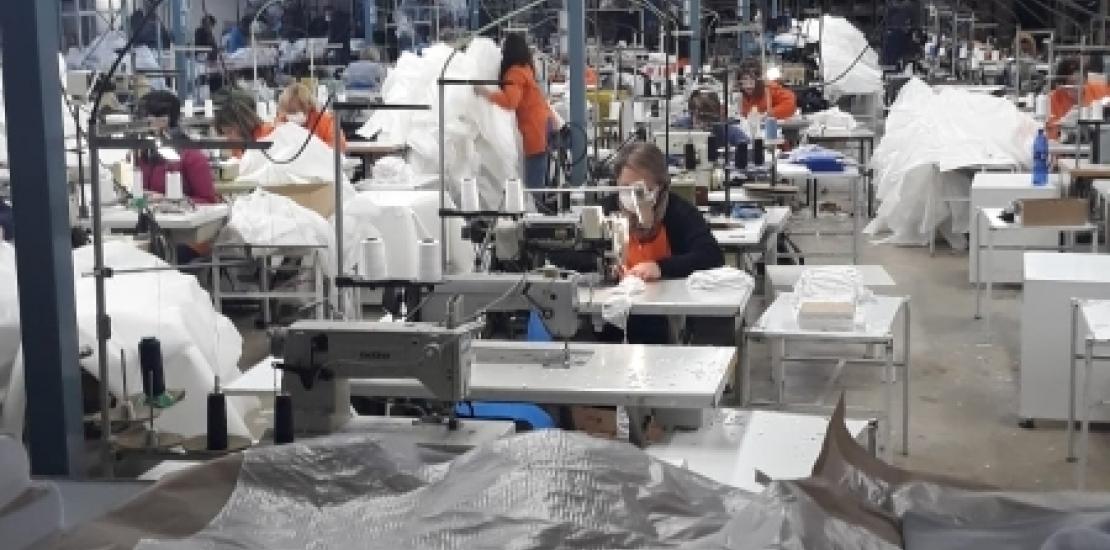 UCAM buys polypropylene fabric to make 25,000 surgical gowns for the Murcia Health Service UCAM buys polypropylene fabric to make 25,000 surgical gowns for the Murcia Health Service