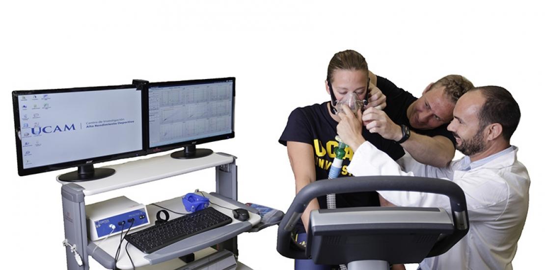 UCAM students have low rates of abandoning the studies, and a high rate of employment after graduating