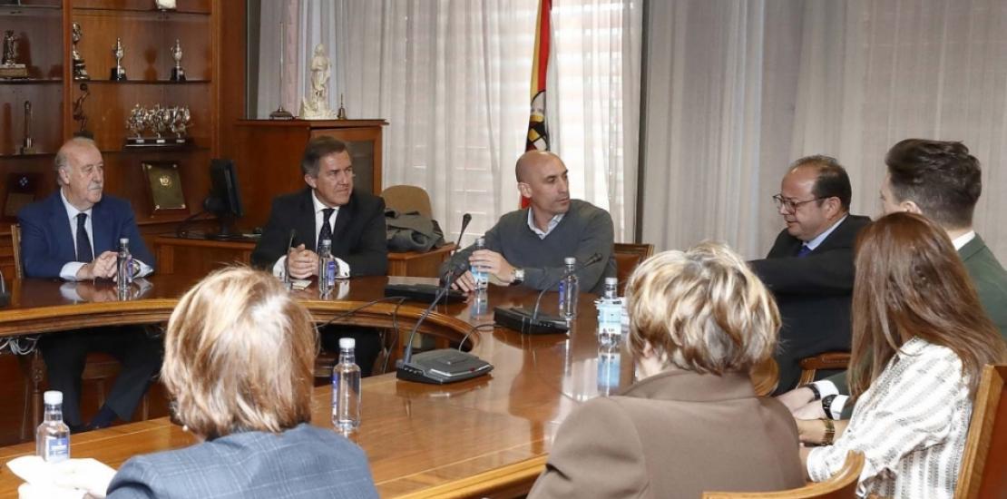 Social responsibility in football: a new Committee of the Royal Spanish Football Federation in collaboration with UCAM Social responsibility in football: a new Committee of the Royal Spanish Football Federation in collaboration with UCAM