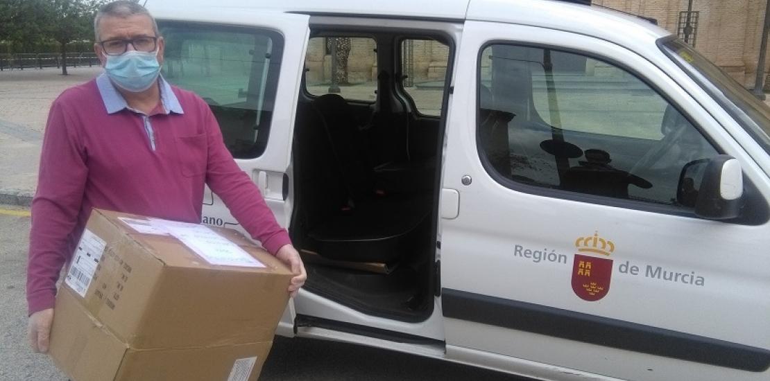 UCAM donates 60 infrared thermometers to the Murcia Health Service UCAM donates 60 infrared thermometers to the Murcia Health Service