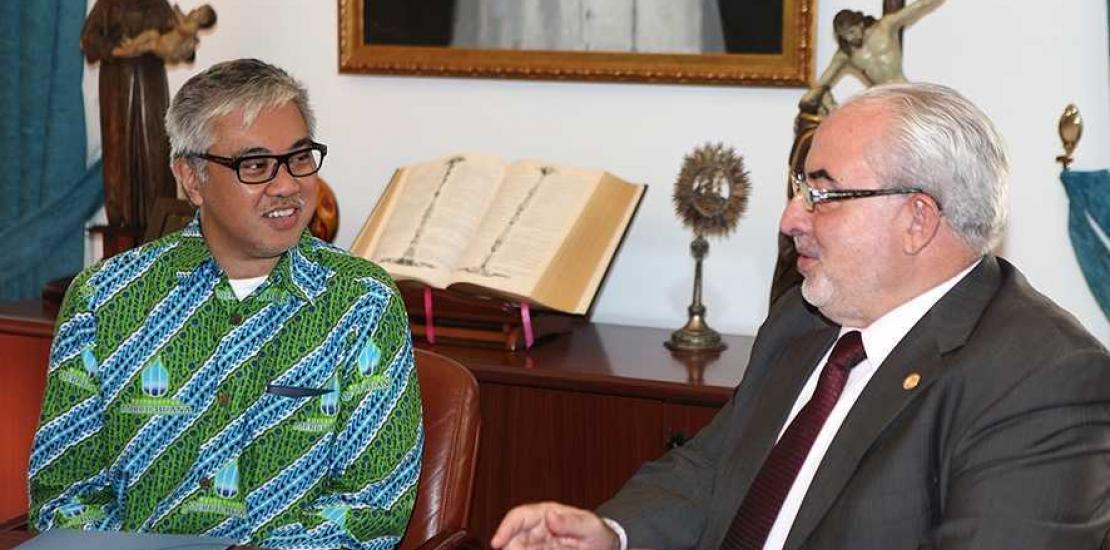 UCAM reinforces its presence in Asia