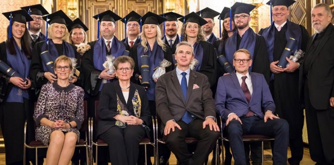 Graduation in Vienna of the 7th promotion of MBA and Magister in Mediation and Conflict Management Graduation in Vienna of the 7th promotion of MBA and Magister in Mediation and Conflict Management