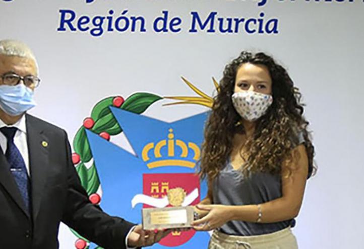 Judit Sánchez, a graduate of the Master&#039;s Degree in Emergency, Emergency and Special Care Nursing from the Catholic University