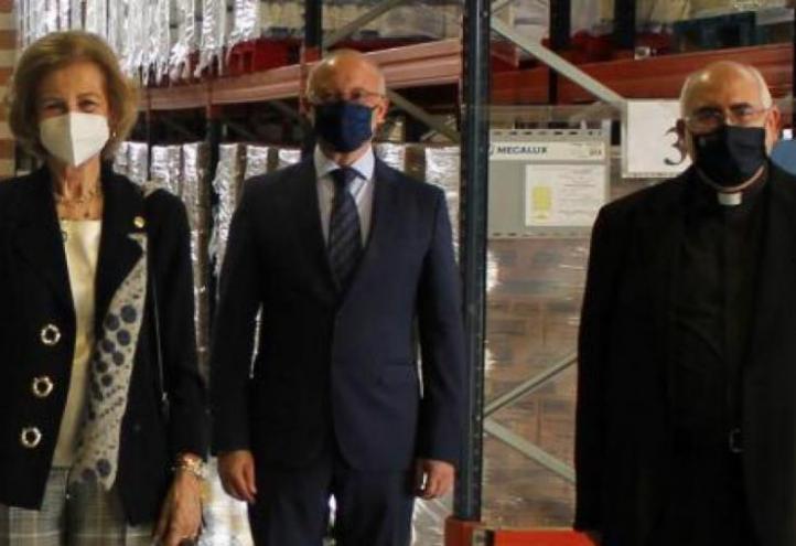 Visit of the Queen Emeritus to the Segura Food Bank