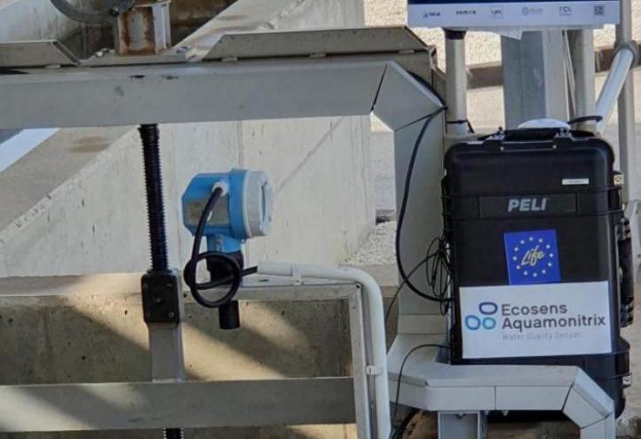  Ecosens Aquamonitrix device in the effluent from the EDAR of Los Alcazares