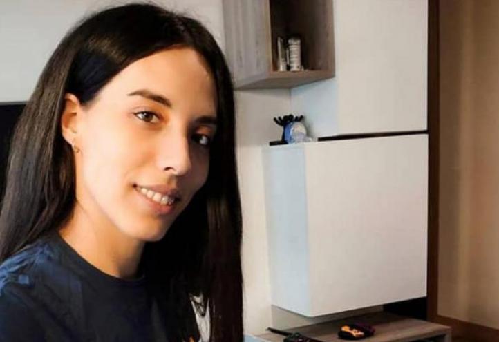 Olympic runner-up Eva Calvo, studying for her degree in Computer Engineering.