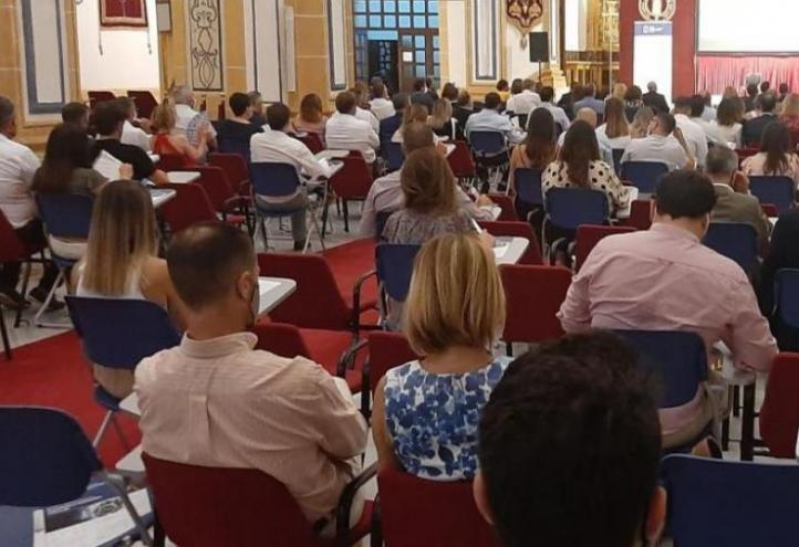 At the event, Manuel Navarro, responsible for Acciona’s Water Cycle, gave a speech in which he stressed that “in Murcia we have learned to use water properly with very high levels of efficiency” and advocated desalination plants as a complement to irrigation