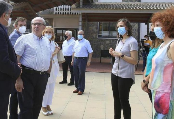 Library picture of the visit of the president of UCAM and University authorities to the Medicine and Health Sciences building at the Cartagena Campus, on last 17 June, the day on which it received approval from ANECA to offer the Bachelor’s Degree course