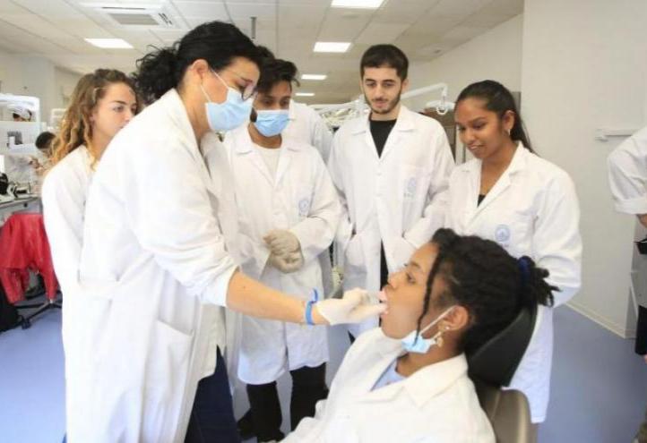 The Degree in Dentistry at UCAM, which is taught in Spanish and bilingual, is one of the degrees with a high number of international students.