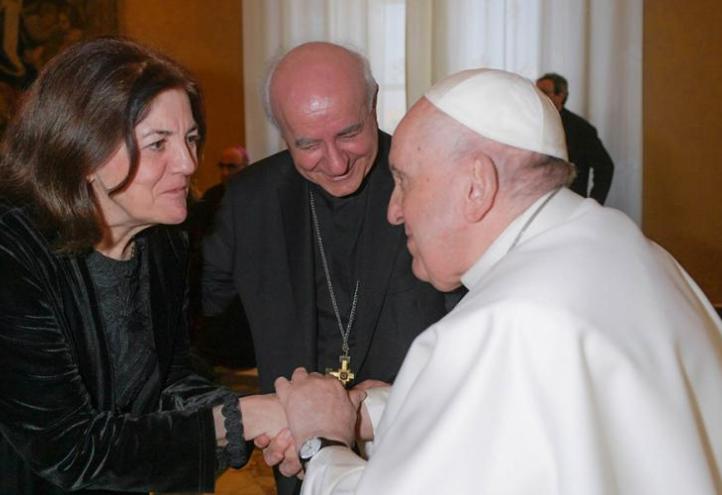 The president of the UCAM holds an affectionate meeting with Pope Francis