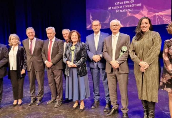 Antena de Plata in memoriam for José Luis Mendoza