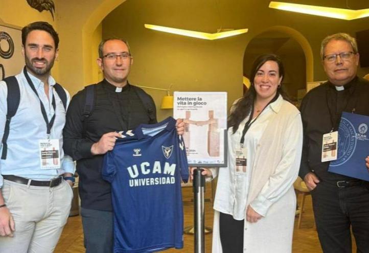 Carlos Moreno, Felipe Tomás Valero, María Mendoza and Luis Emilio Pascual, at the congress held in Rome