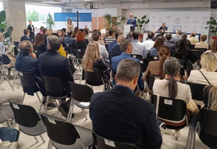 Víctor Marín, Regional Minister of Education, Vocational Training and Employment of the CARM, inaugurated the Meeting together with José Alarcón, Director of UCAM VET.