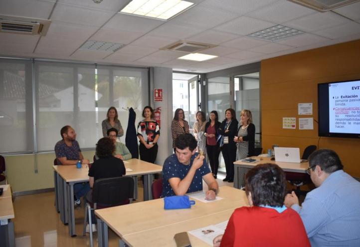 UCAM and Fundown representatives visit one of the classrooms of Fundown.