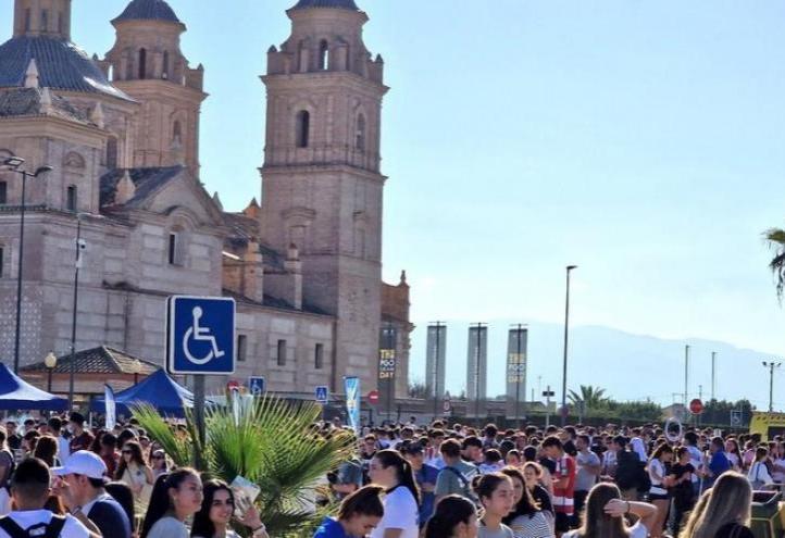 UCAM students enjoy their Welcome