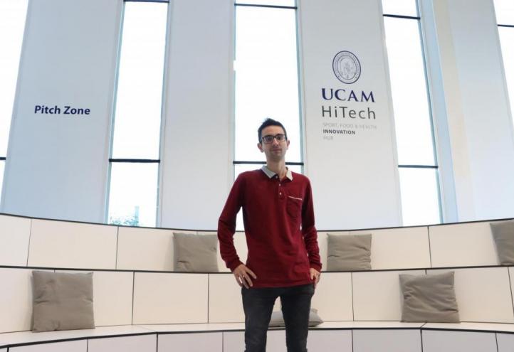 The researcher Alejandro Rodríguez at the UCAM HiTech