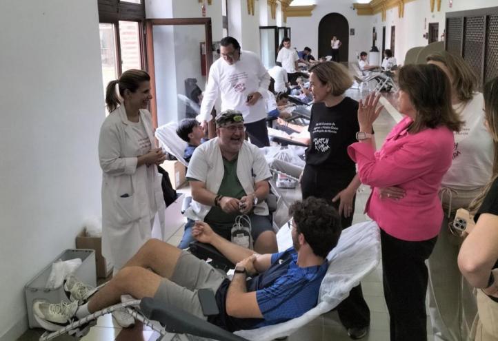 The UCAM academic community embraces blood and bone marrow donation.