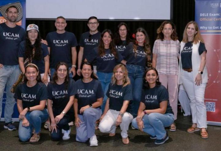 The UCAM Dubai Español Institute team during the celebration of the event