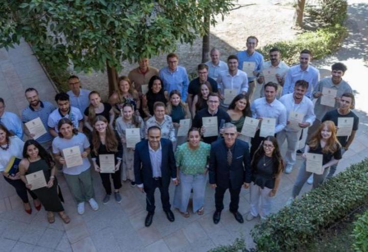 German students of the FOM after graduation at UCAM