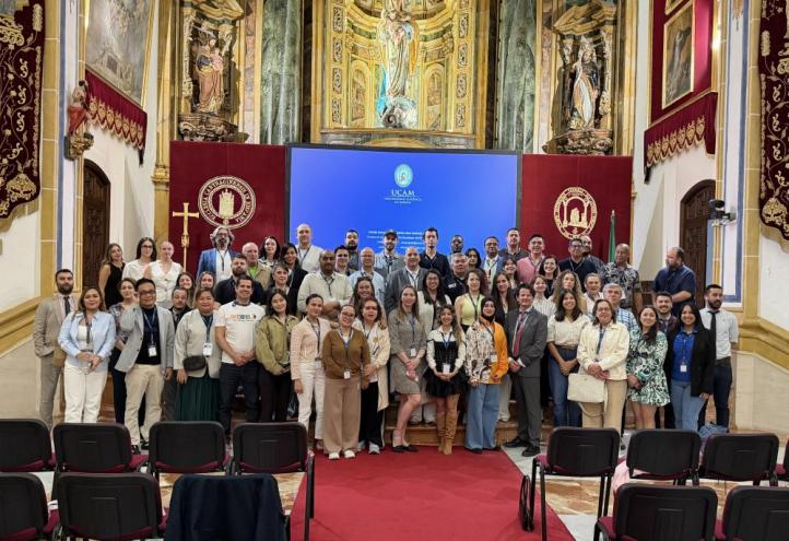 International agents alongside UCAM representatives.