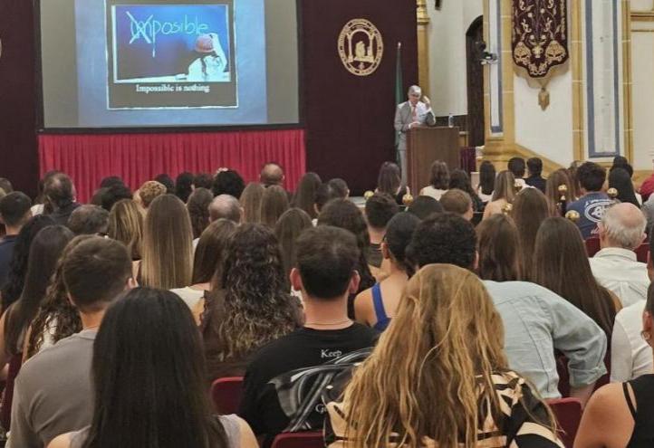 Welcome for first-year students on the Bachelor’s Degree in Medicine at UCAM’s Murcia Campus. During the event, CTO Scholarships were also awarded to the Medicine students with the most outstanding academic records.