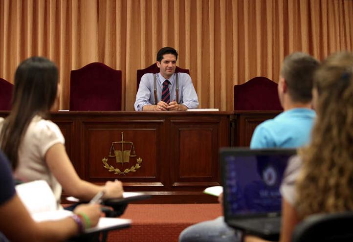 95% of UCAM’s students that have taken the test to practice as lawyers passed it