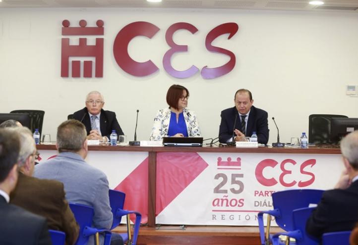 The regional administrations should use public procurement to make social and environmental policies