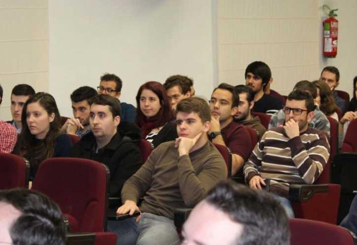 The multinational Consulting firm, Everis, hunts talent among UCAM students