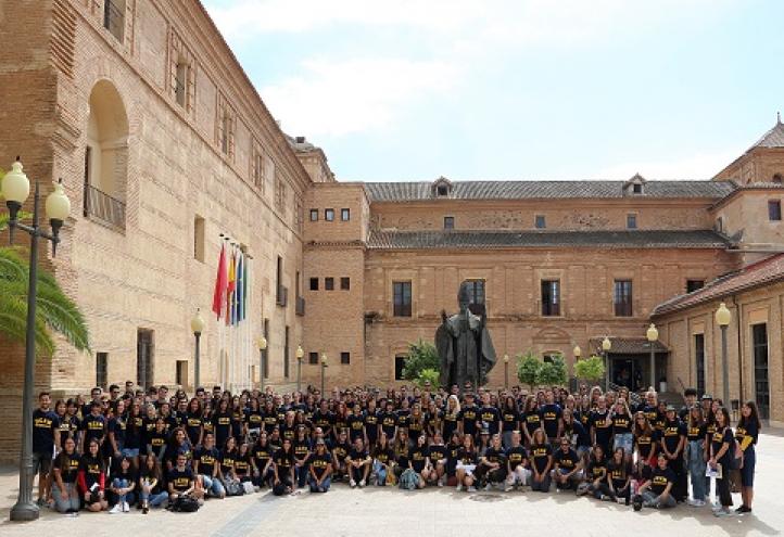 UCAM welcomes 300 international exchange students
