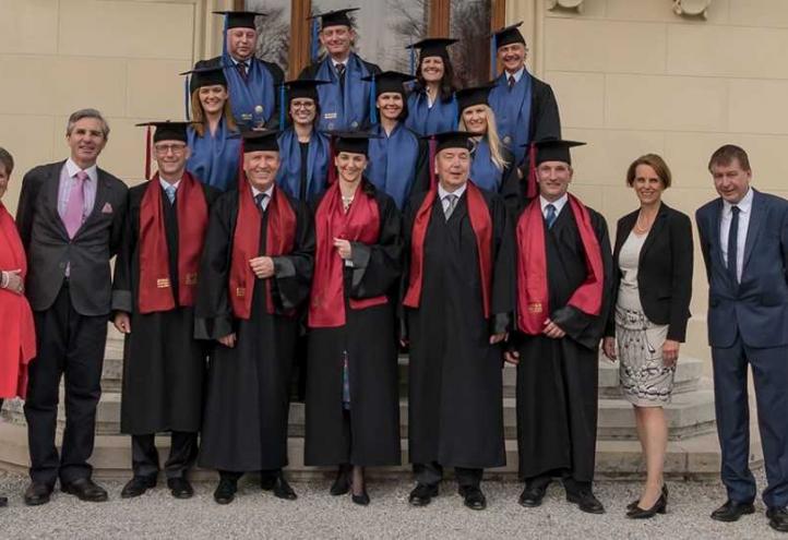 UCAM celebrates the graduation of its fifth class in Austria