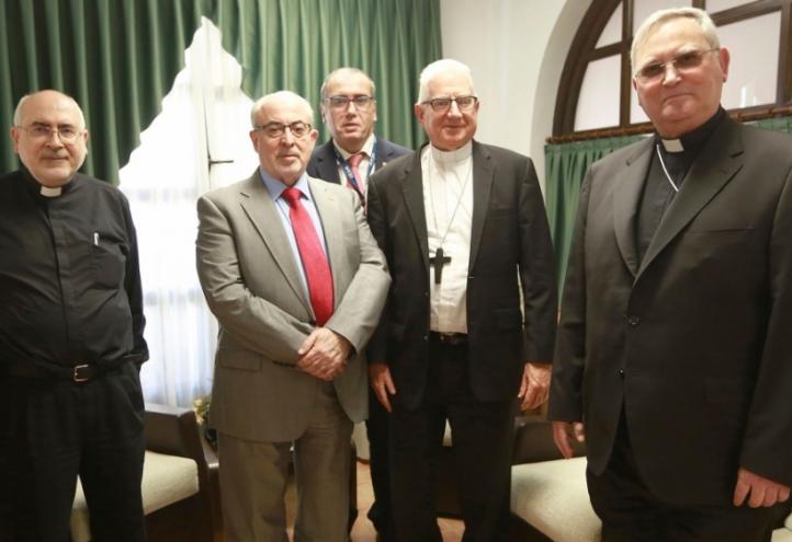 Archbishop of Santiago de Cuba, where they do social and educational work, visits UCAM