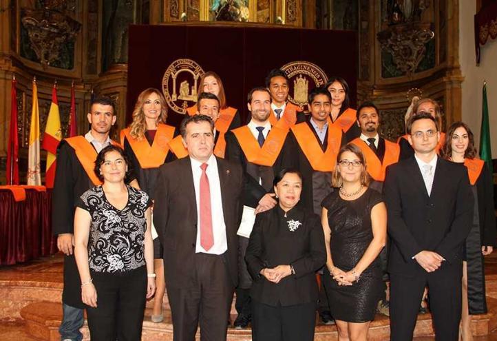 First ever completion of a Masters course in English in the Region of Murcia