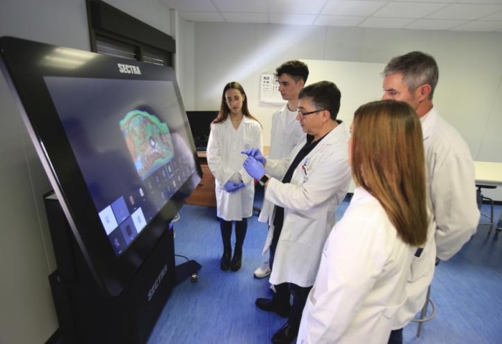 UCAM guarantees the best training for the next academic year through bimodal teaching