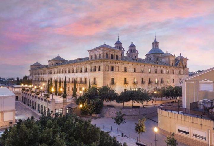 UCAM creates an International Chair of Research in General and Digestive Surgery