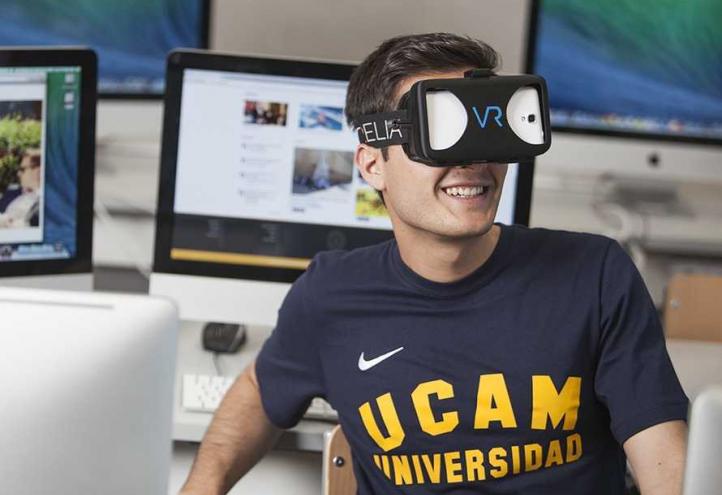 UCAM Smart Campus 2016 - Drones and digital entertainment