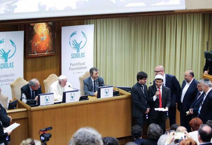 UCAM participates in a meeting with Pope Francis that aims to enhance the role of the universities in the world