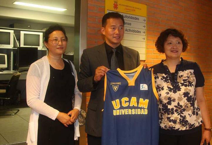 The prestigious Beijing Sports University commends UCAM for its importance in European Sport